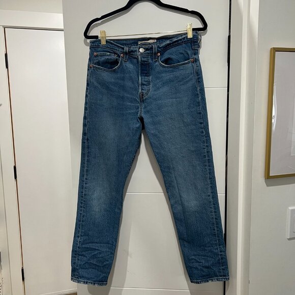 Levi's Wedgie Straight Jeans - Picture 10 of 15